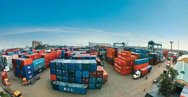 Vận tải hàng hóa bằng container